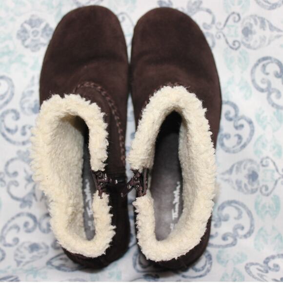 Thom McAn Brown Suede Side Zip Ankle Boots Booties Size 8.5 Contrast Stitching - Picture 5 of 10